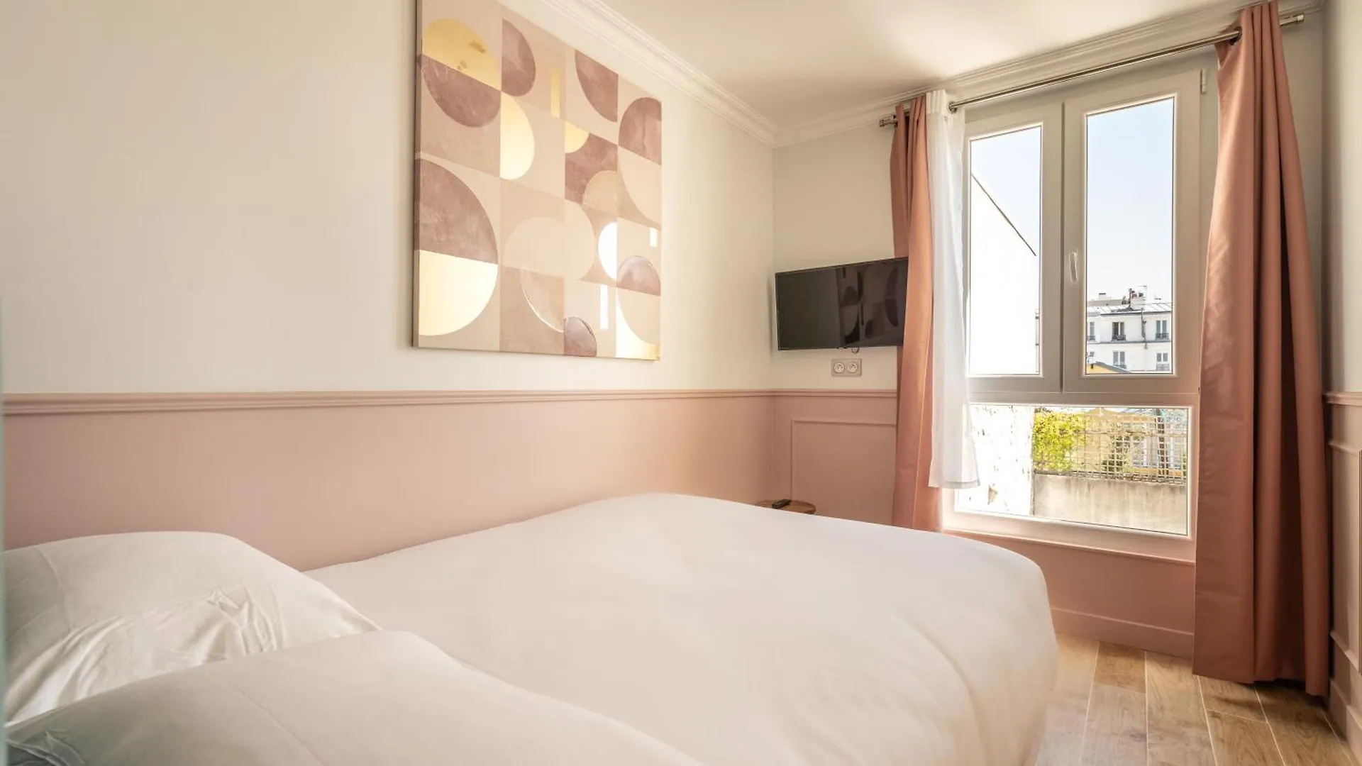 District Nation Hotel Paris