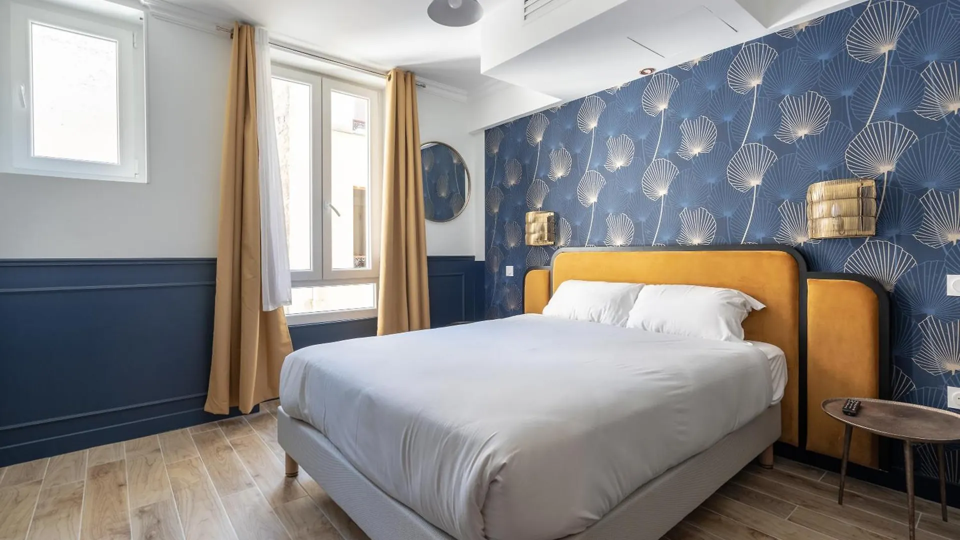 District Nation Hotel